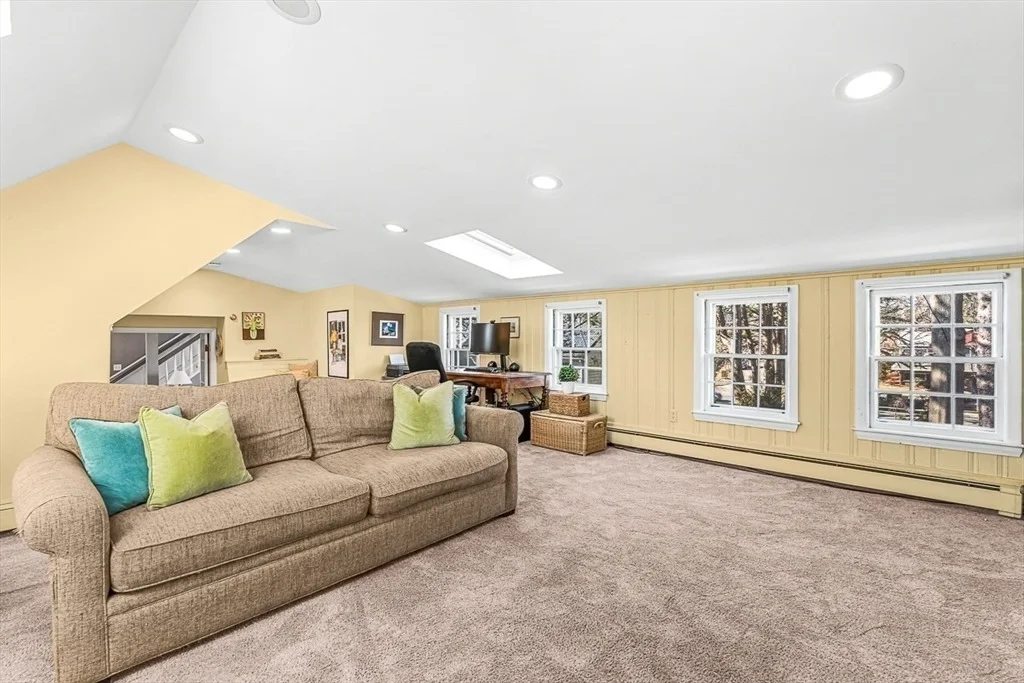 Photo of 7 Rangeley Road