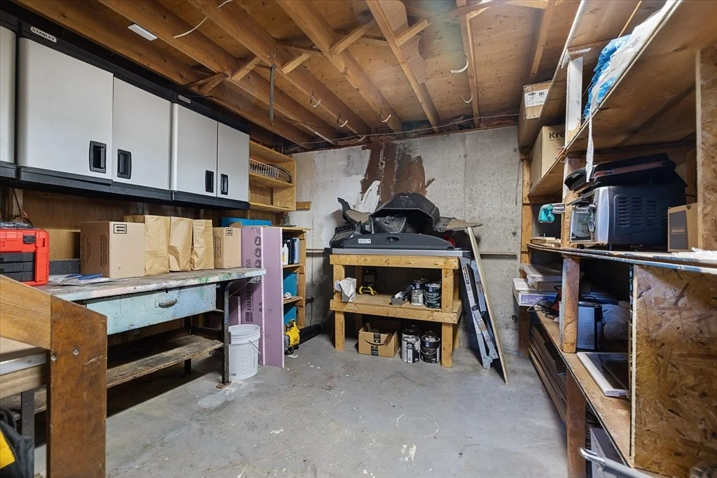 Photo of 8 Horseshoe Dr