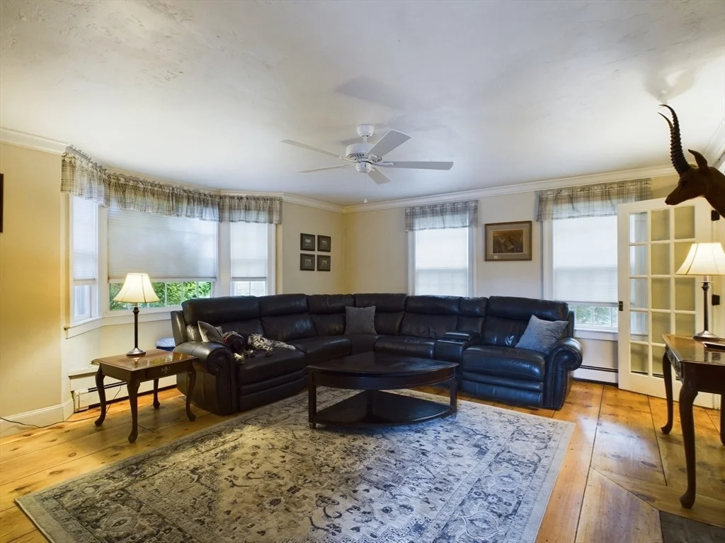 Photo of 62 Winnetuxet Road
