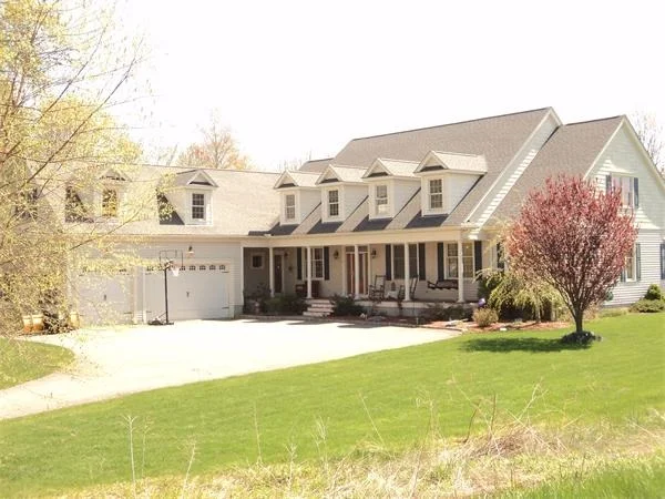 Photo of 2 Stymast Dr