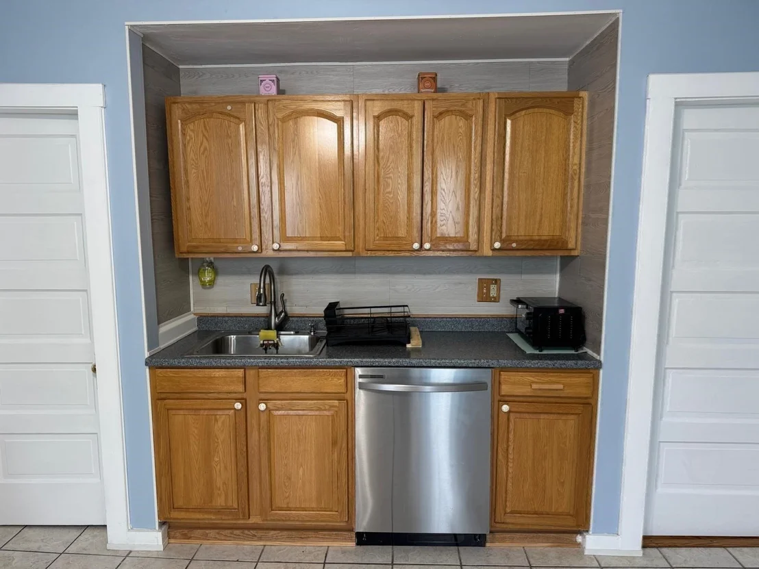 Photo of Unit UNIT2 at 2 Esther Street