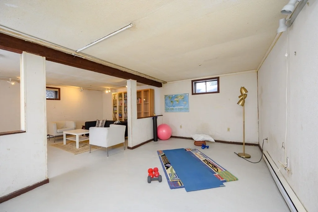 Photo of 40 Dean Rd
