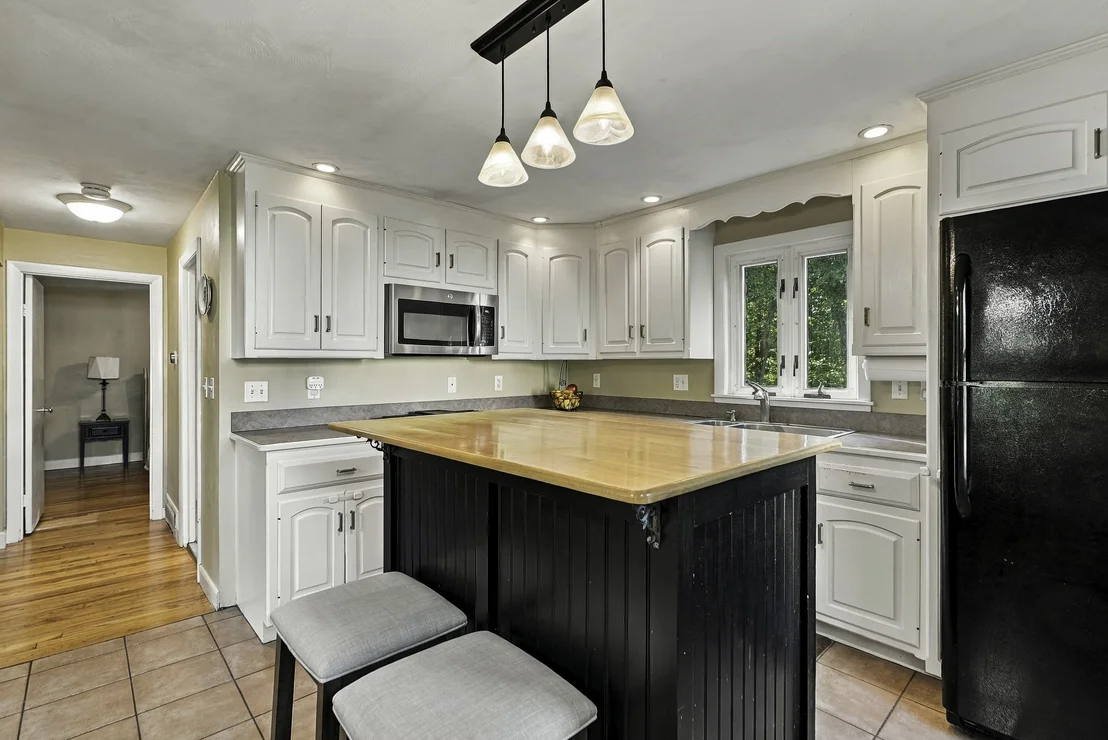 Photo of 35 Anthony Rd