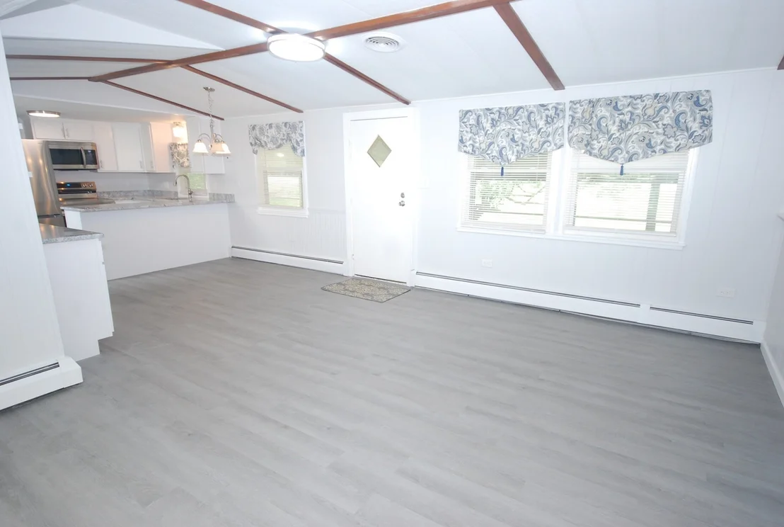 Photo of 18 Riverview Circle