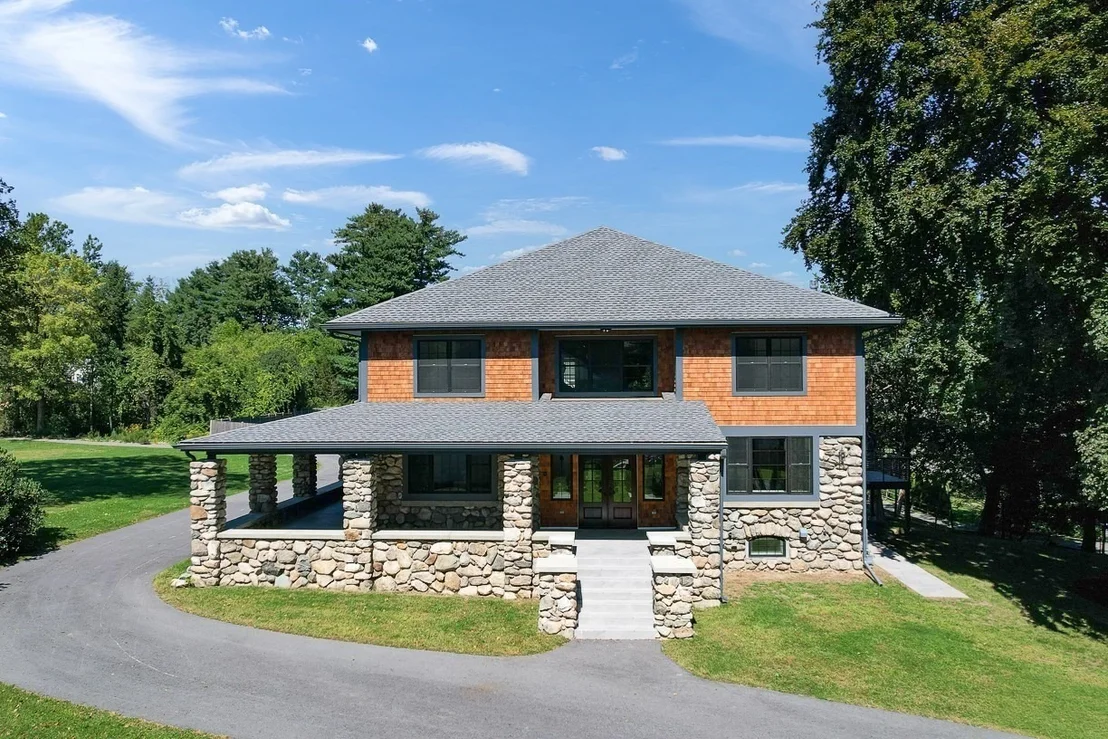 Photo of 20 Wheeler Ln