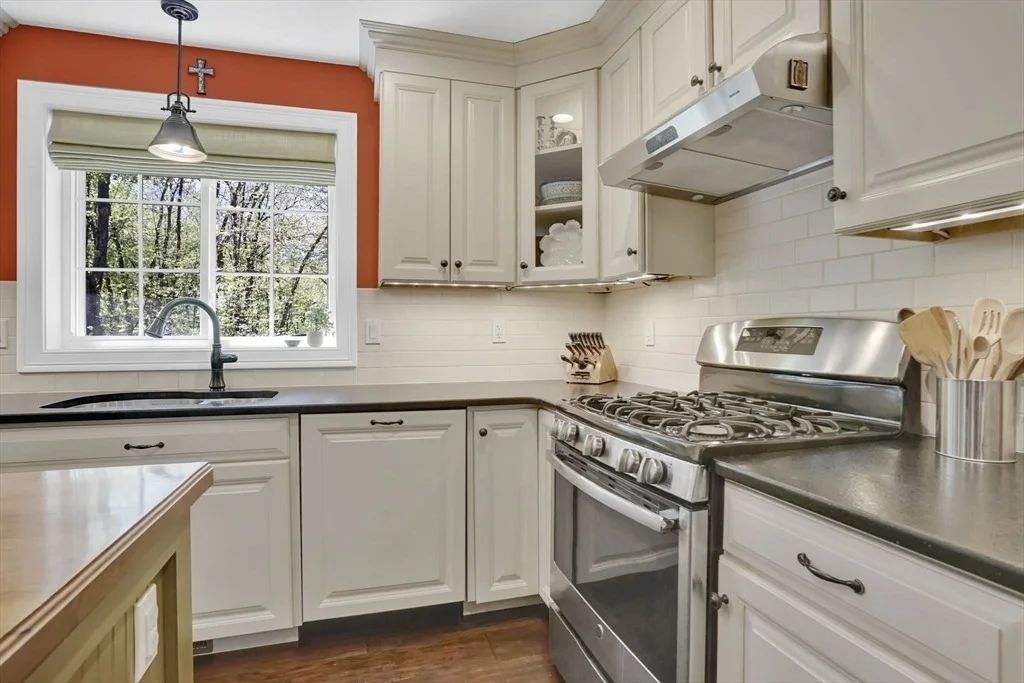 Photo of 109 Booth St
