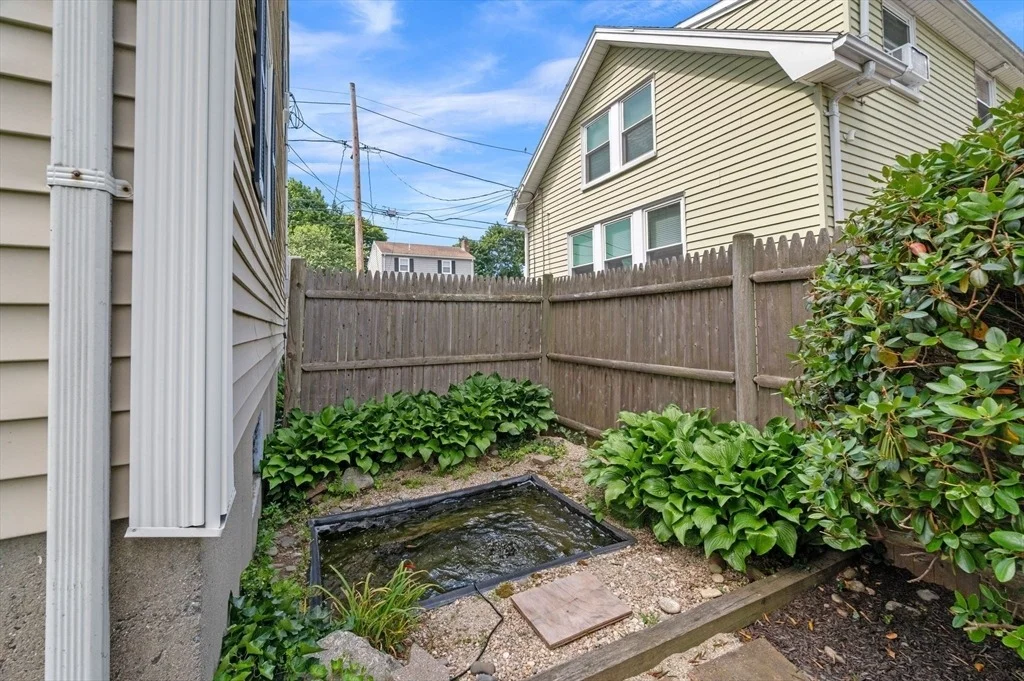 Photo of 25 Colonial Rd