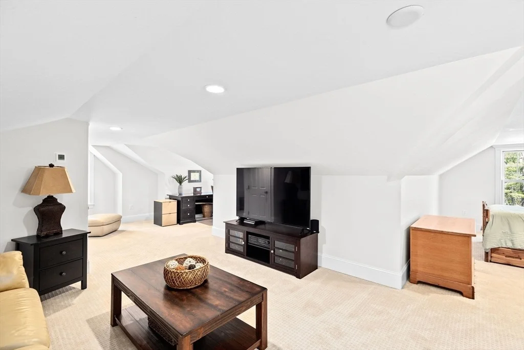 Photo of 24 Dolan Ln