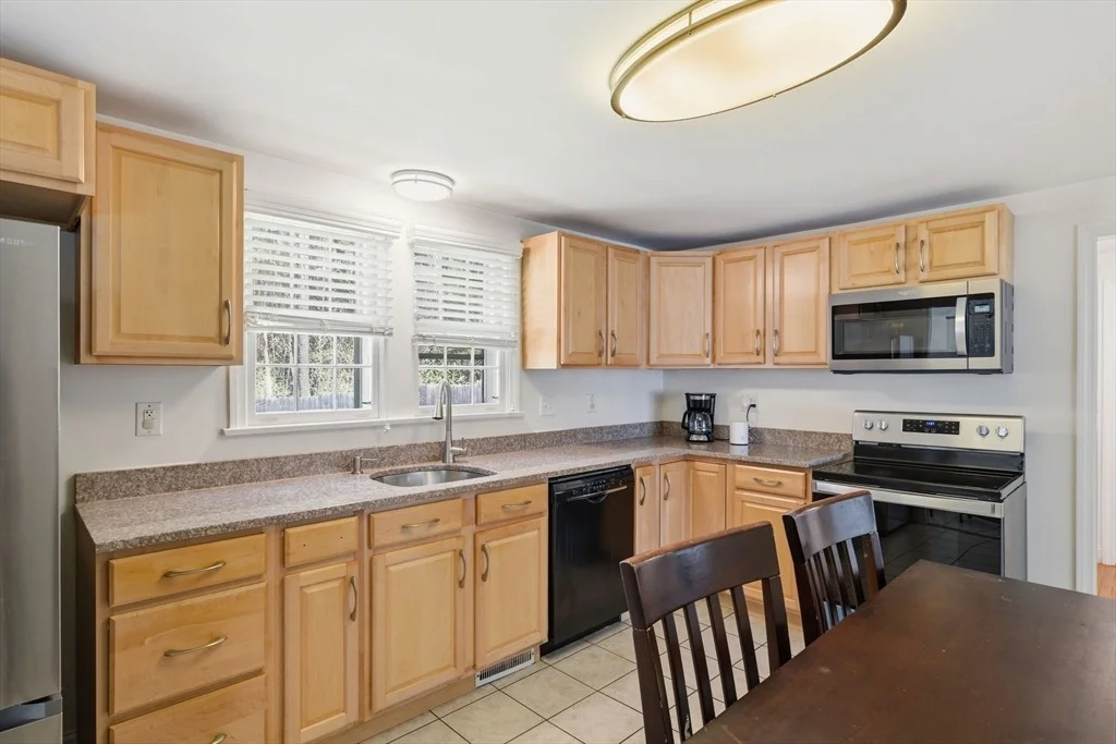 Photo of 22 Rosedale Ave