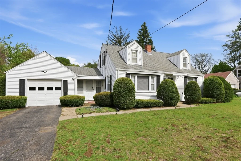 Photo of 55 River Rd