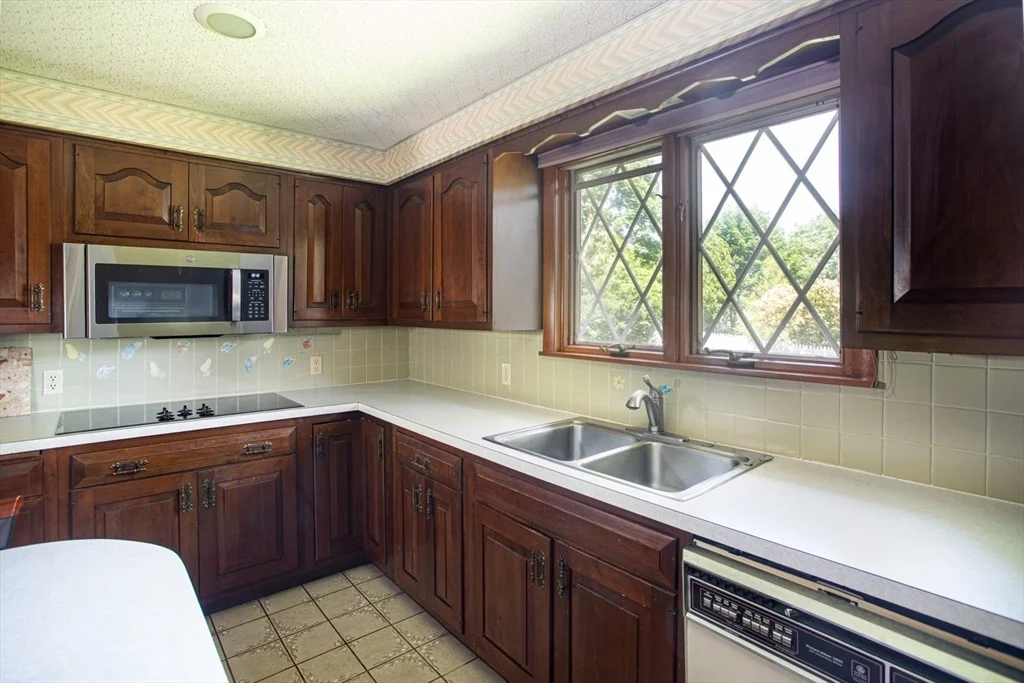 Photo of 74 Kenyon Rd