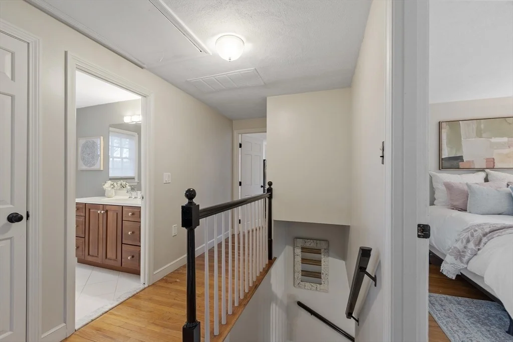 Photo of 1 Carlton Dr