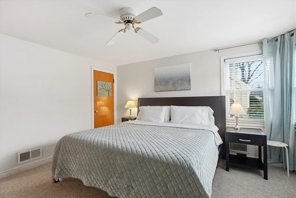 Photo of 9 Pinewood Ave