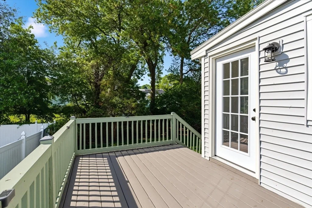 Photo of 60 Pond Ln