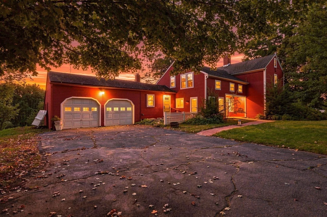 Photo of 180 Glendale Rd