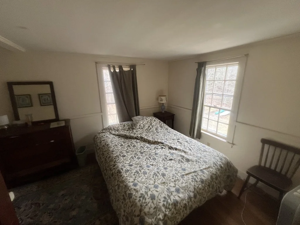 Photo of 98 Stony Brook Rd