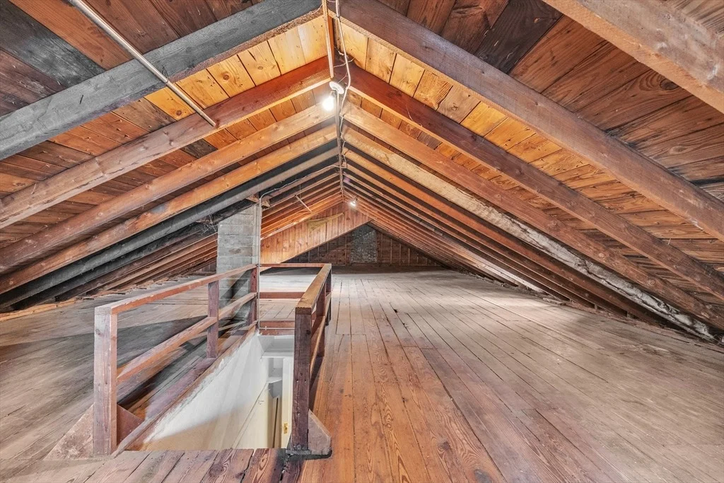 Photo of 141 Hood St