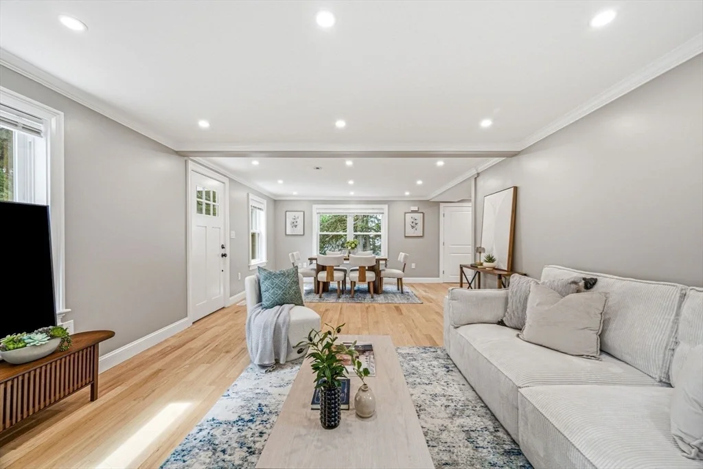 Photo of 63 Russell Rd