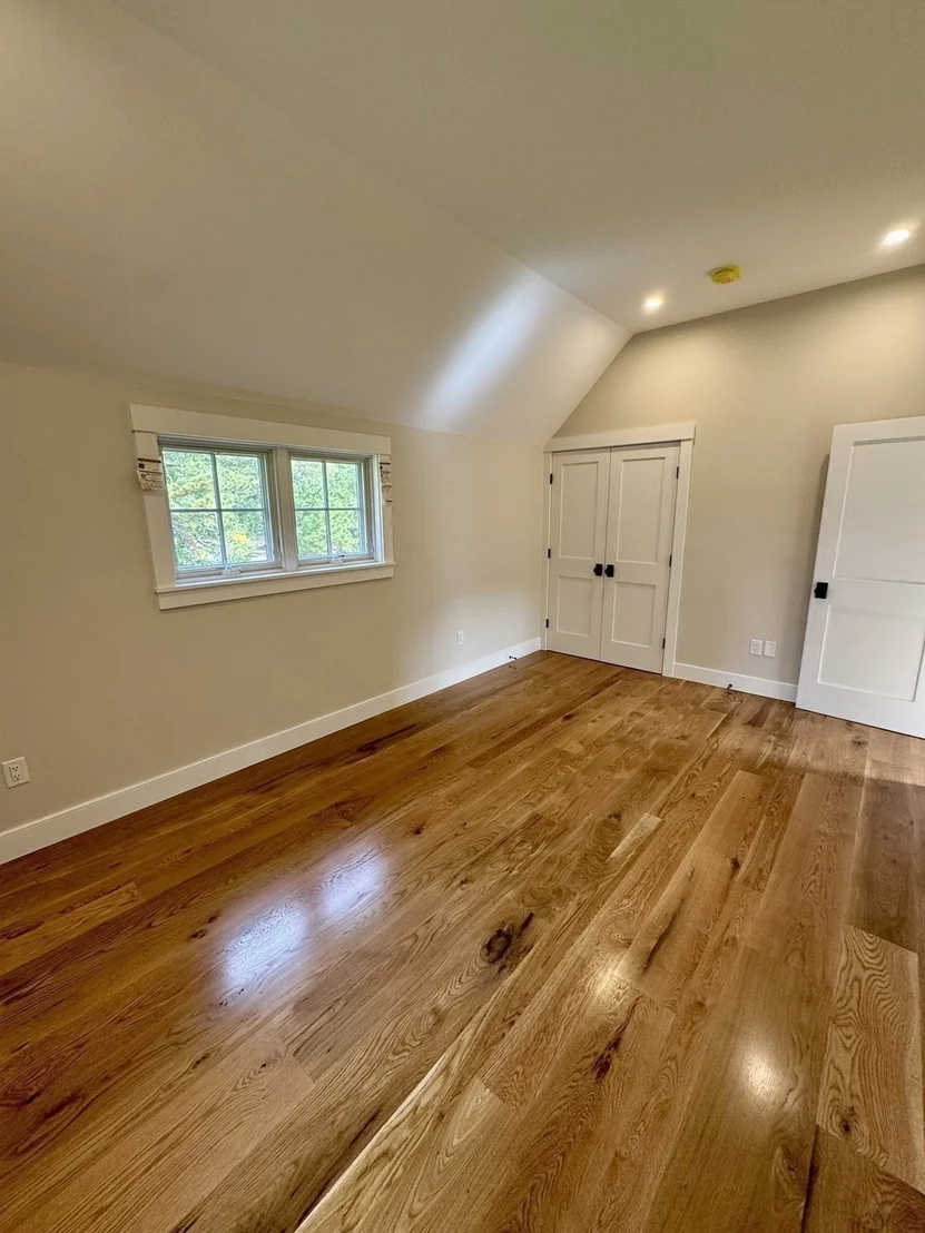 Photo of 25 Oak Avenue