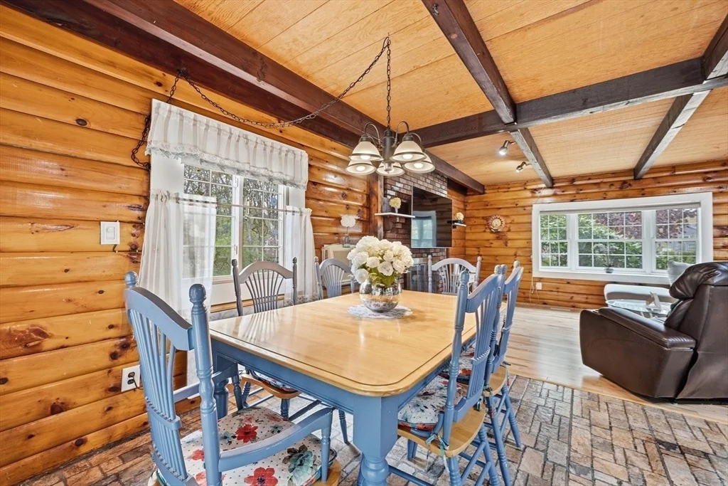 Photo of 35 Chestnut Dr