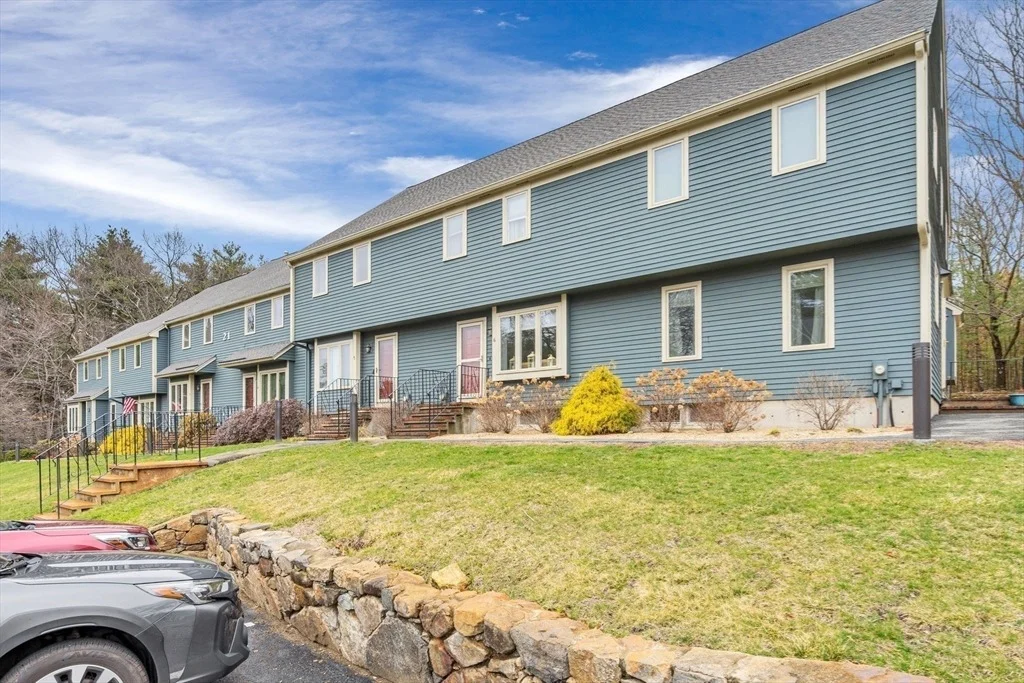 Photo of Unit 6 at 21 Deer Path
