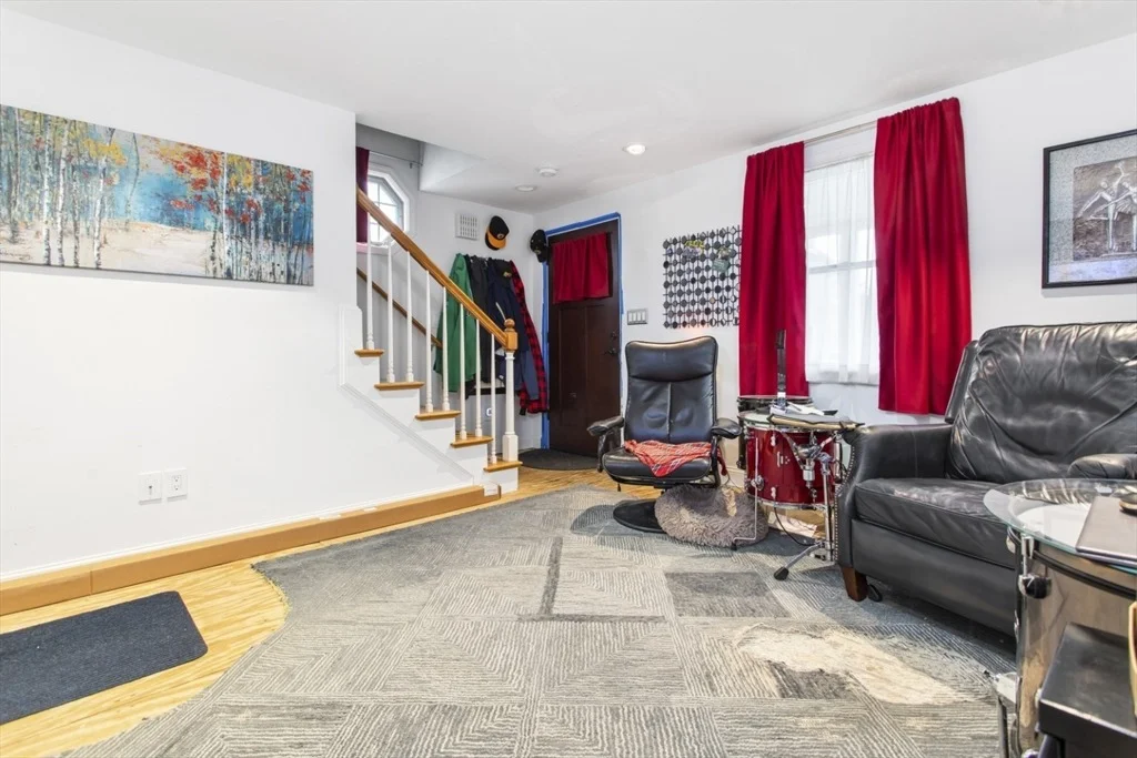 Photo of 32 Clark St