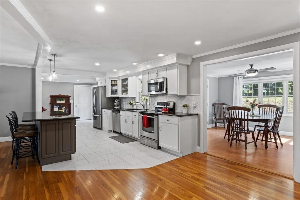 Photo of 6 Belmont Dr