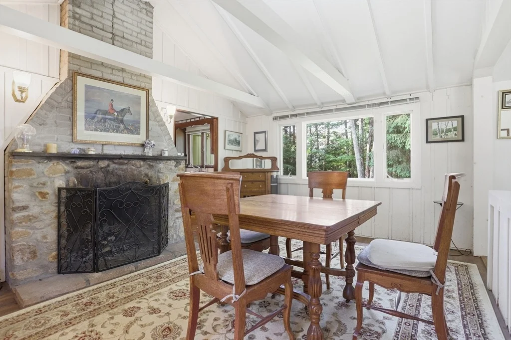 Photo of 24 Forest Rd