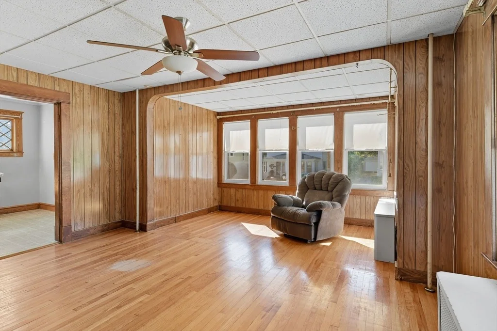 Photo of 43 King St