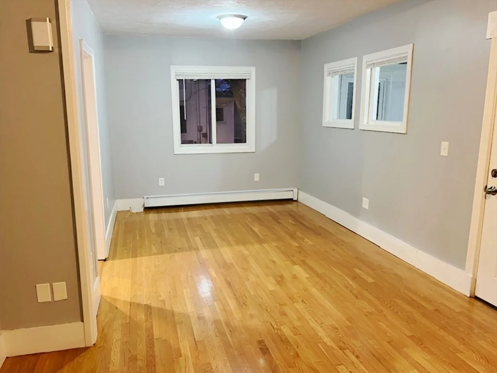 Photo of 8 Rural St