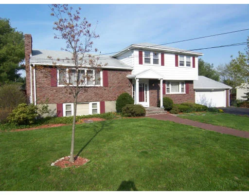 Photo of 119 Burroughs Rd