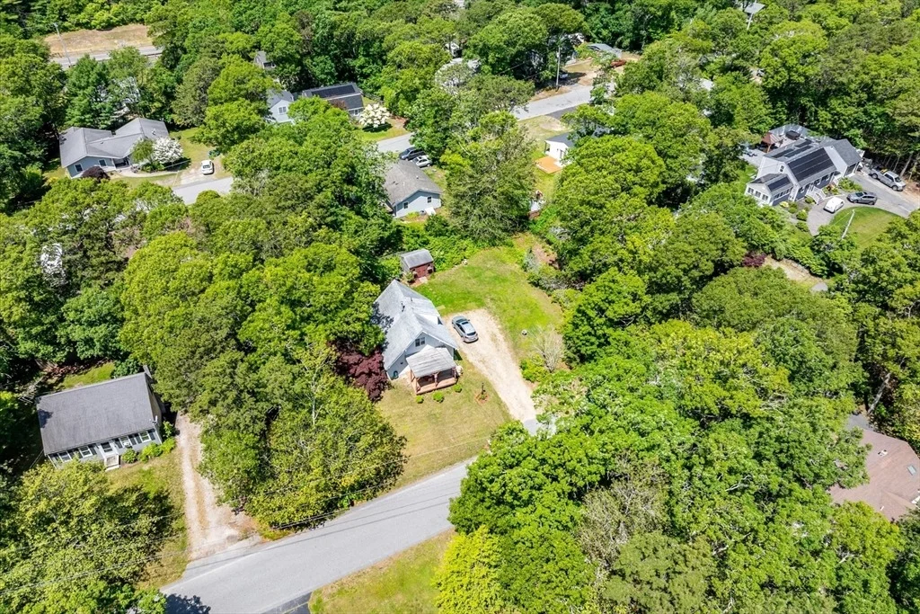 Photo of 42 Beechwood Dr