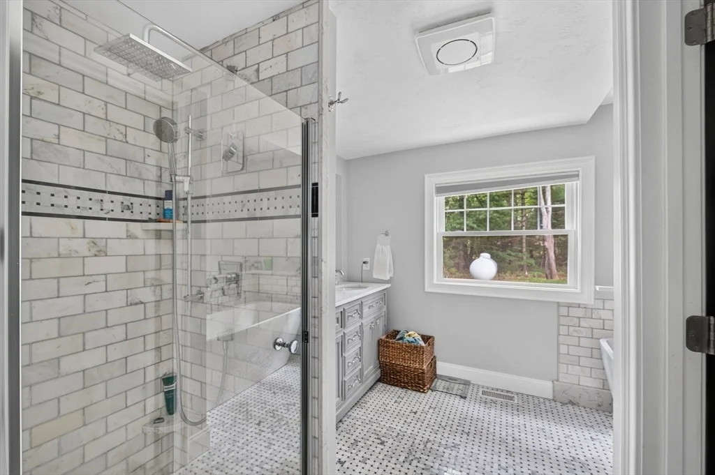 Photo of 6 Ida Way
