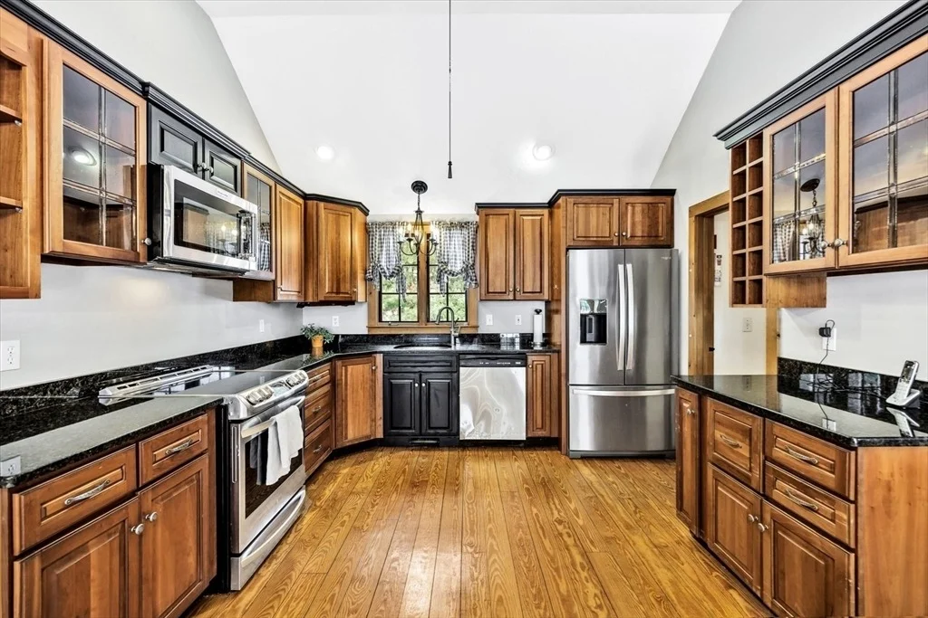 Photo of 85 Clamshell Cove Rd