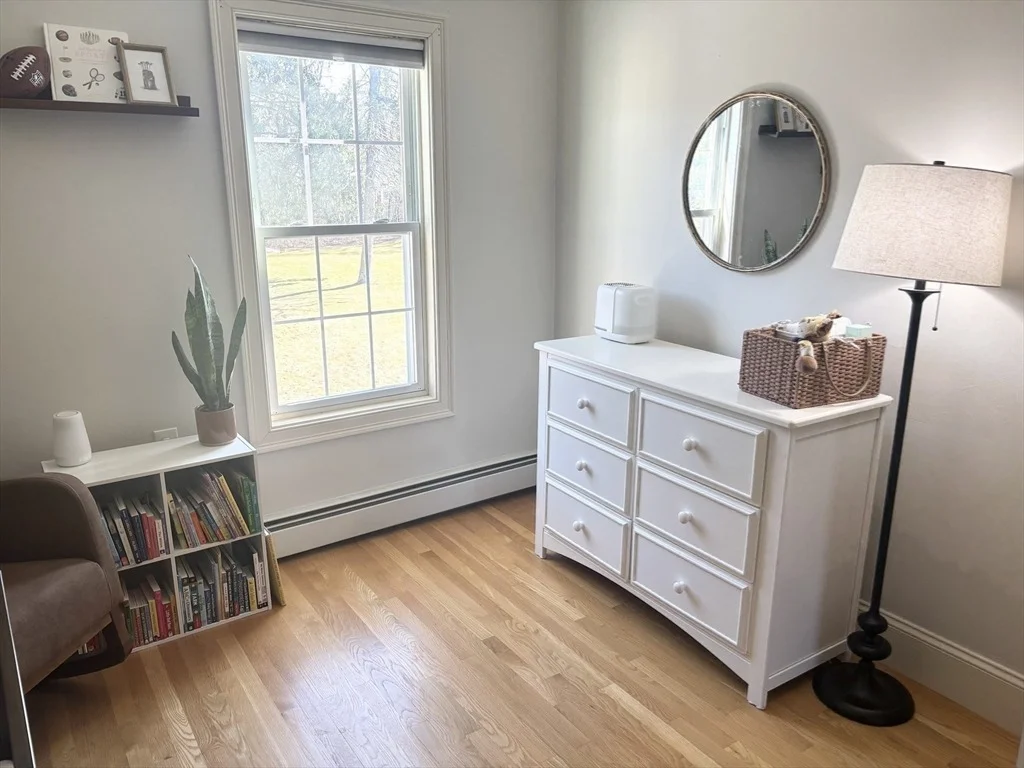 Photo of 9 Ray Ave