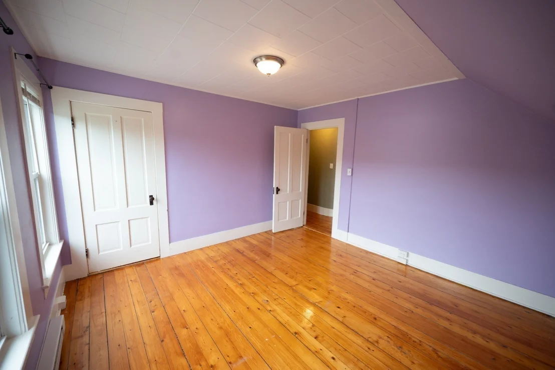 Photo of 119 Everett Ave