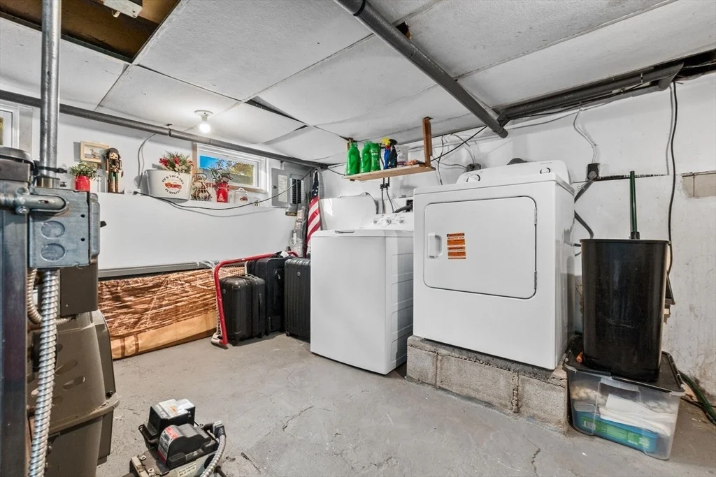 Photo of 65 Poplar St