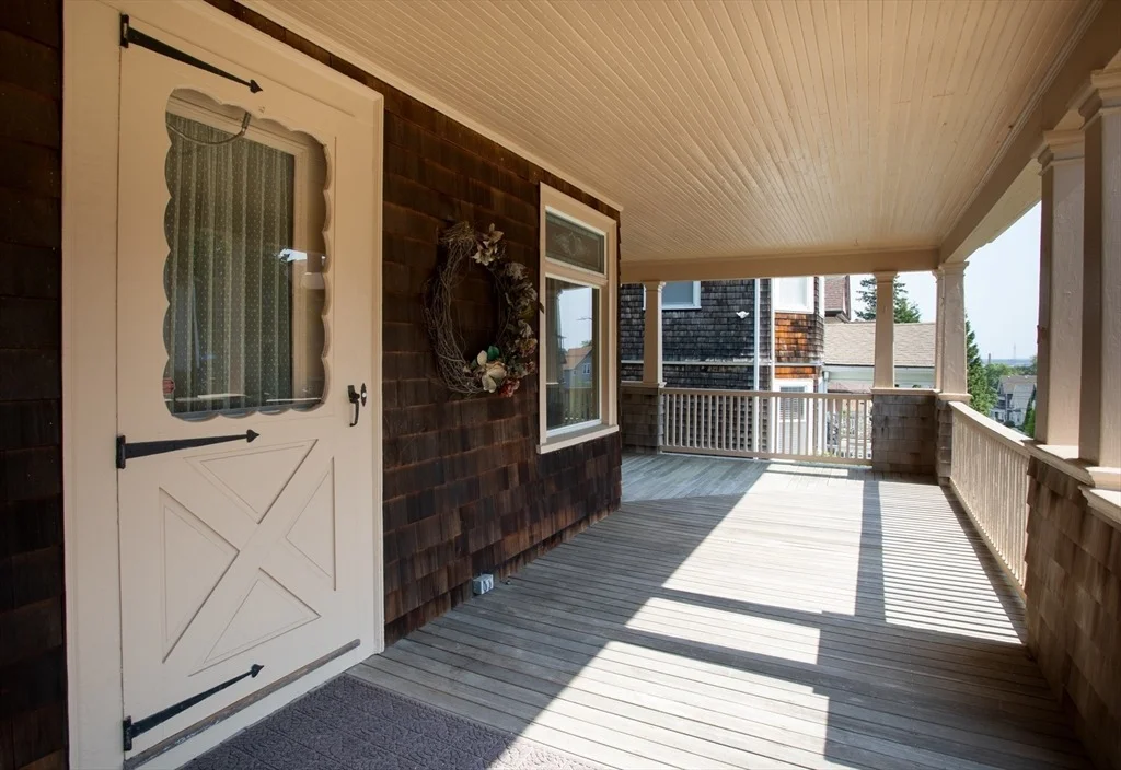 Photo of 888 Rock St