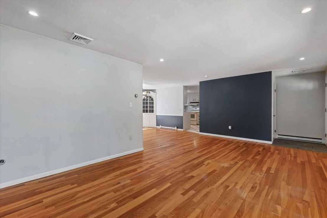 Photo of 36 Barry Rd