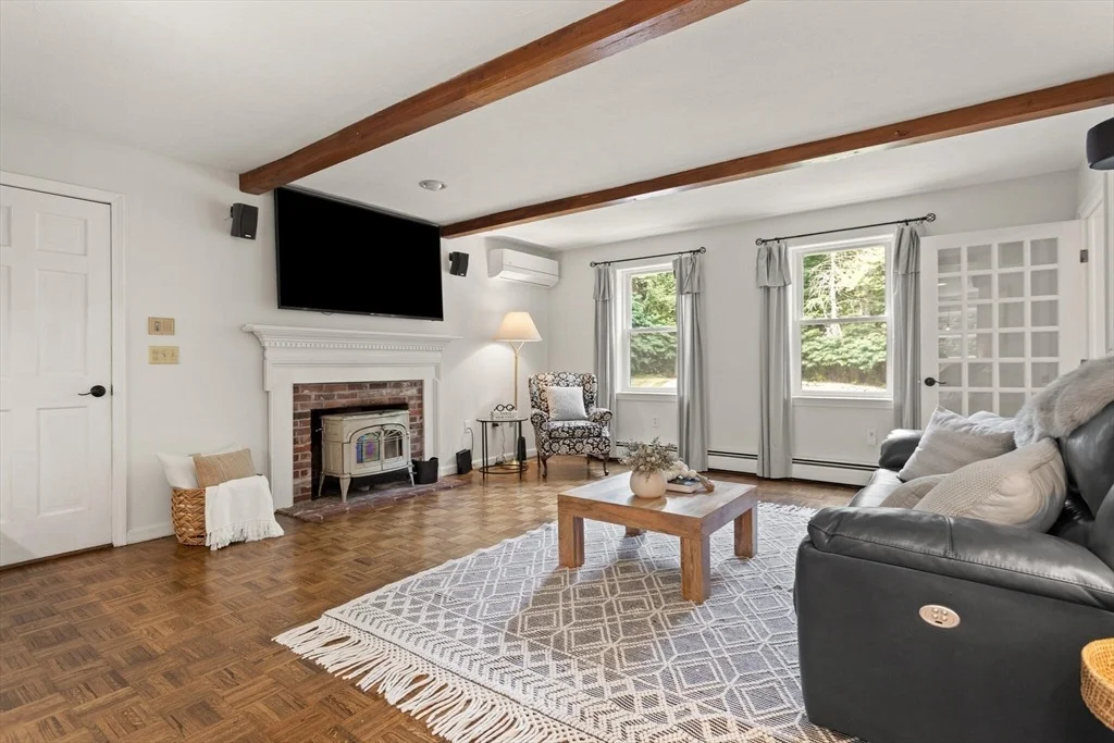 Photo of 10 Lakin St