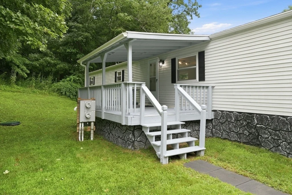 Photo of 59 Willow Lane