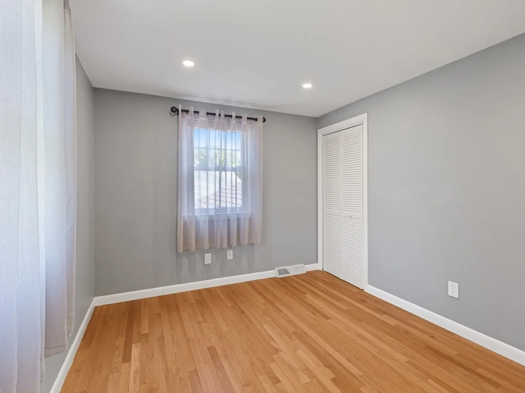 Photo of 7 Fabens St