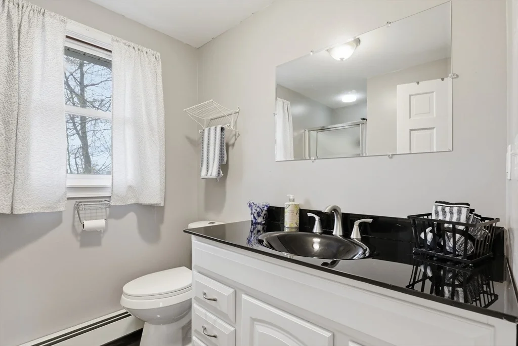 Photo of 40 Hillcrest Ave