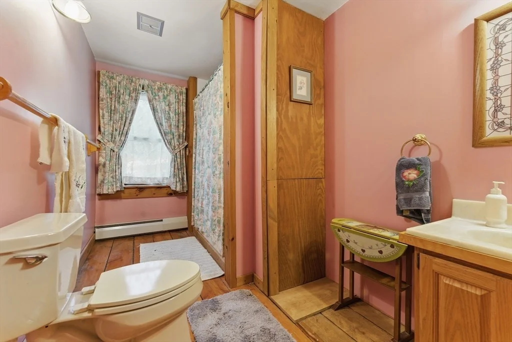 Photo of 374 Watson Spruce Corner Rd