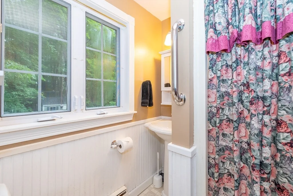 Photo of 295 Forest St