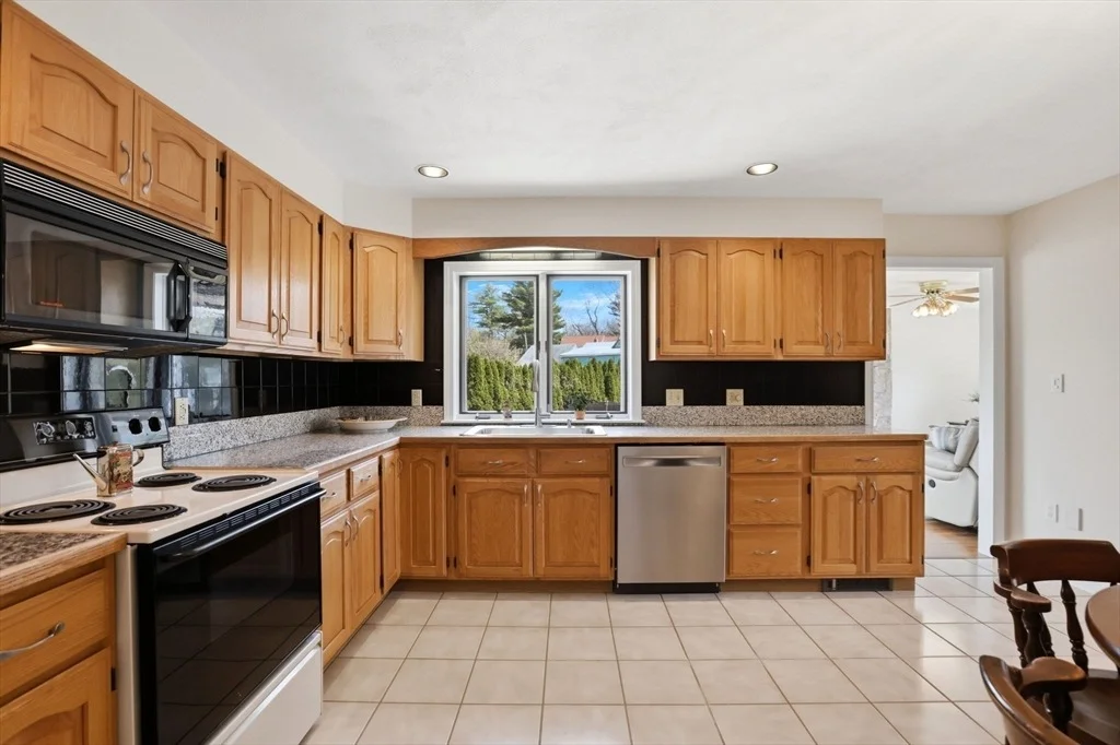 Photo of 6 Gavin Cir