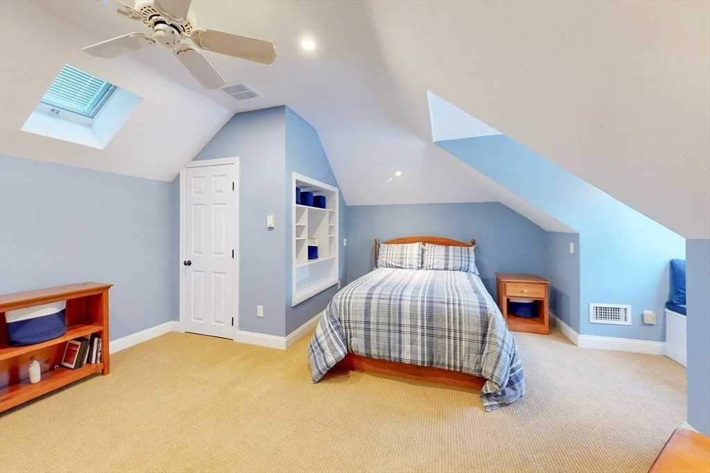 Photo of 1 Chestnut Ln
