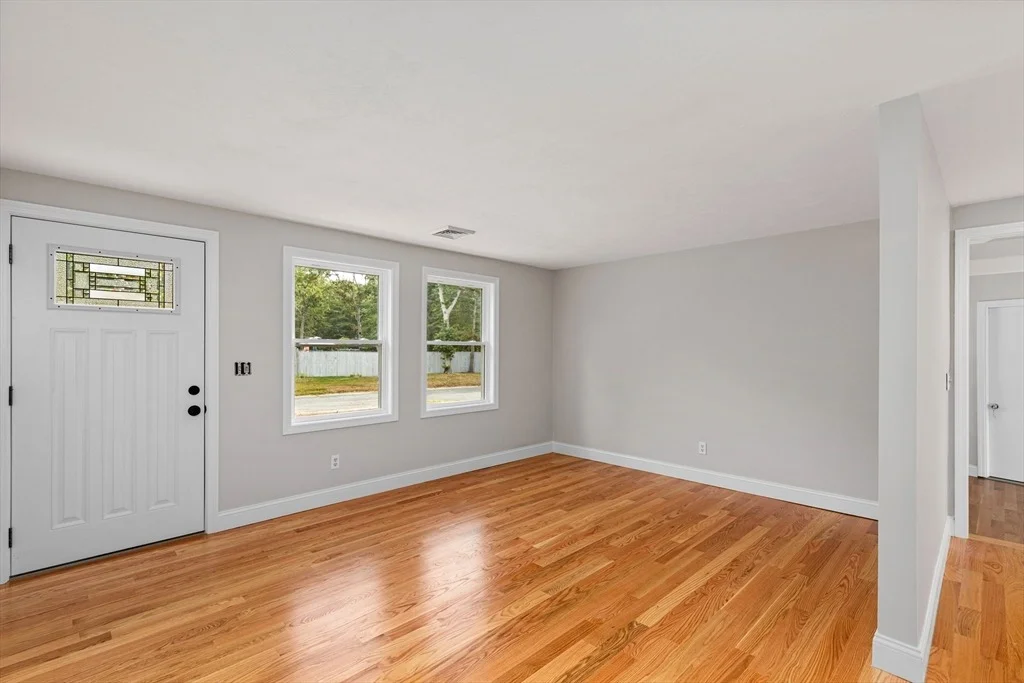 Photo of 315 Blackthorn Rd