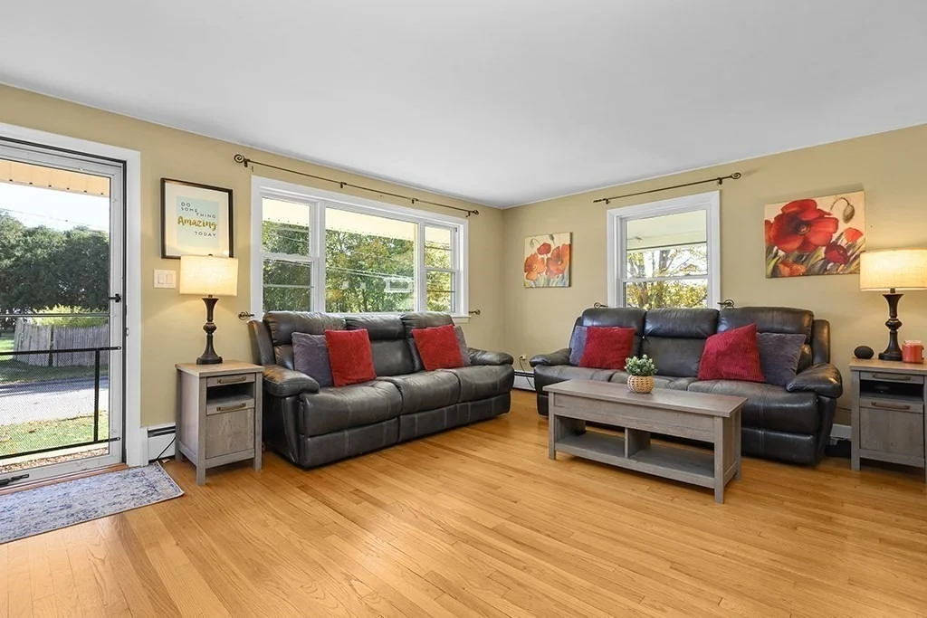 Photo of 29 Squire Ln