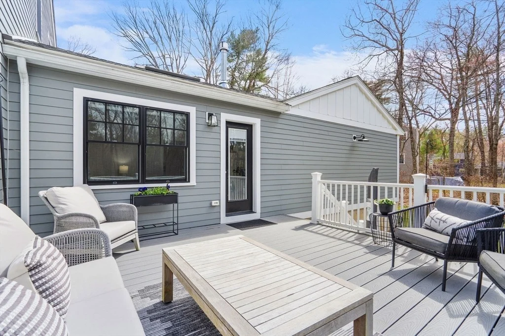 Photo of 103 Peabody Dr